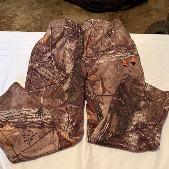 Under Armour Brown Camouflage Kids Joggers - Picture 1 of 1